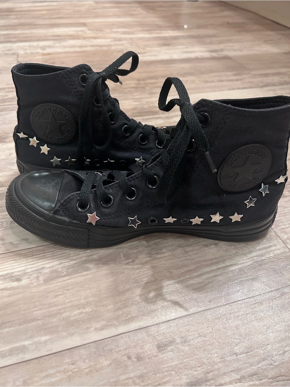 Converse Black High-Top Chuck Taylor Sneakers with Silver Star Studs Size 7
